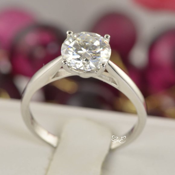 Certified 2 ct Engagement Moissanite Ring NEW - Picture 2 of 9